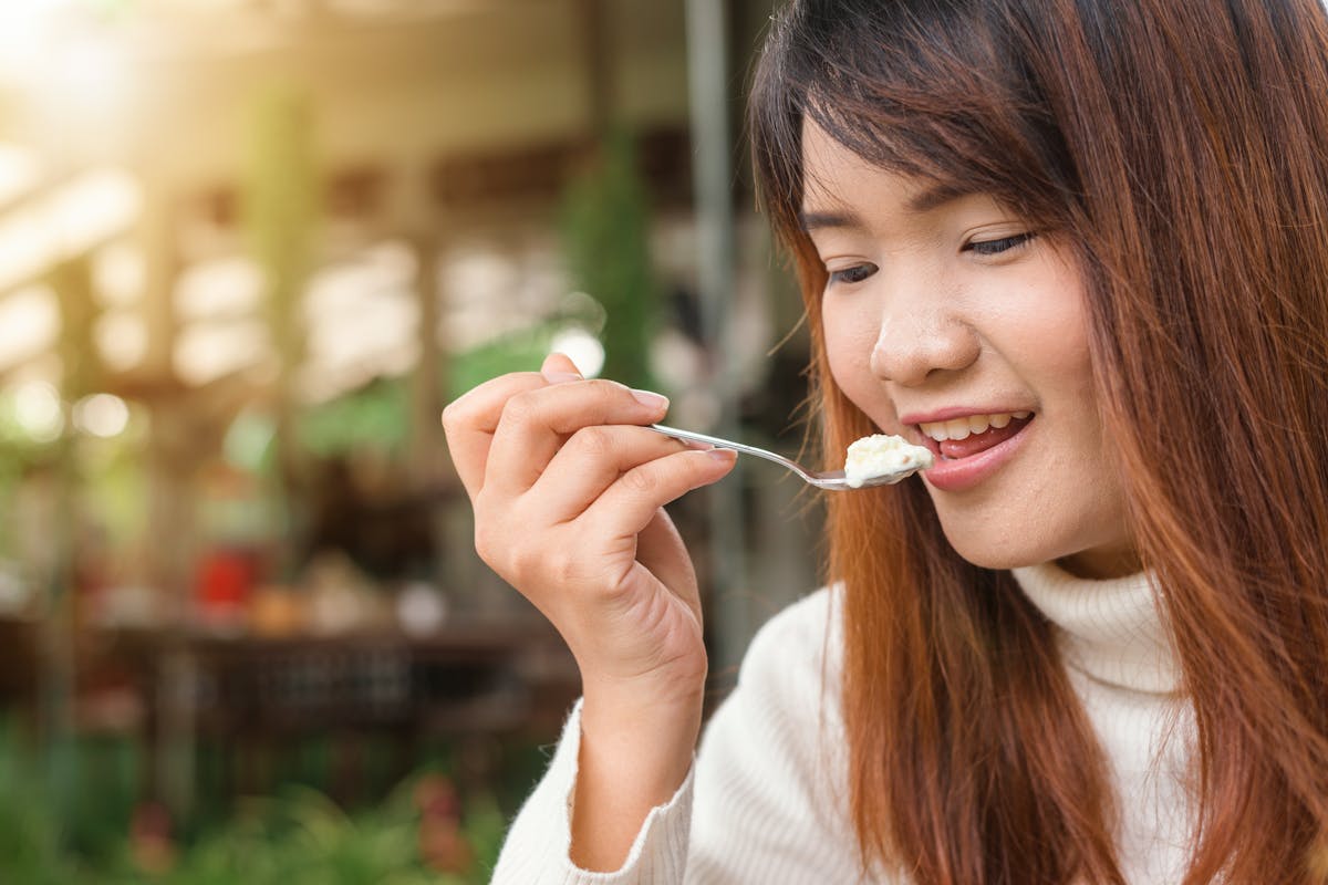 mangiare solo yogurt a cena fa dimagrire